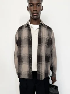 Chunky Plaid Shirt in Brown Plaid