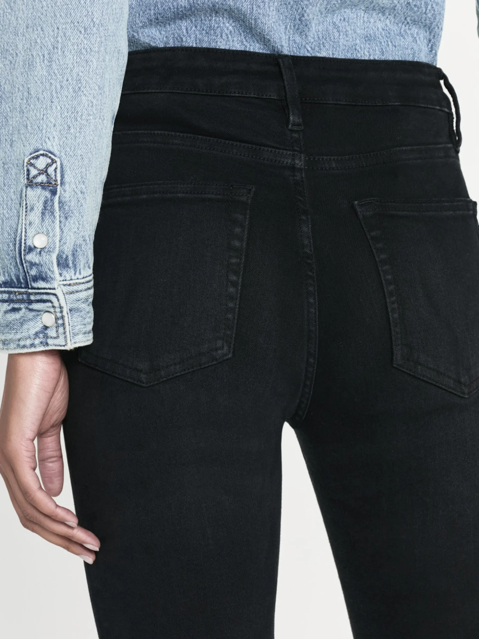 Le Crop Mini Boot Raw Fray in Blackthorn