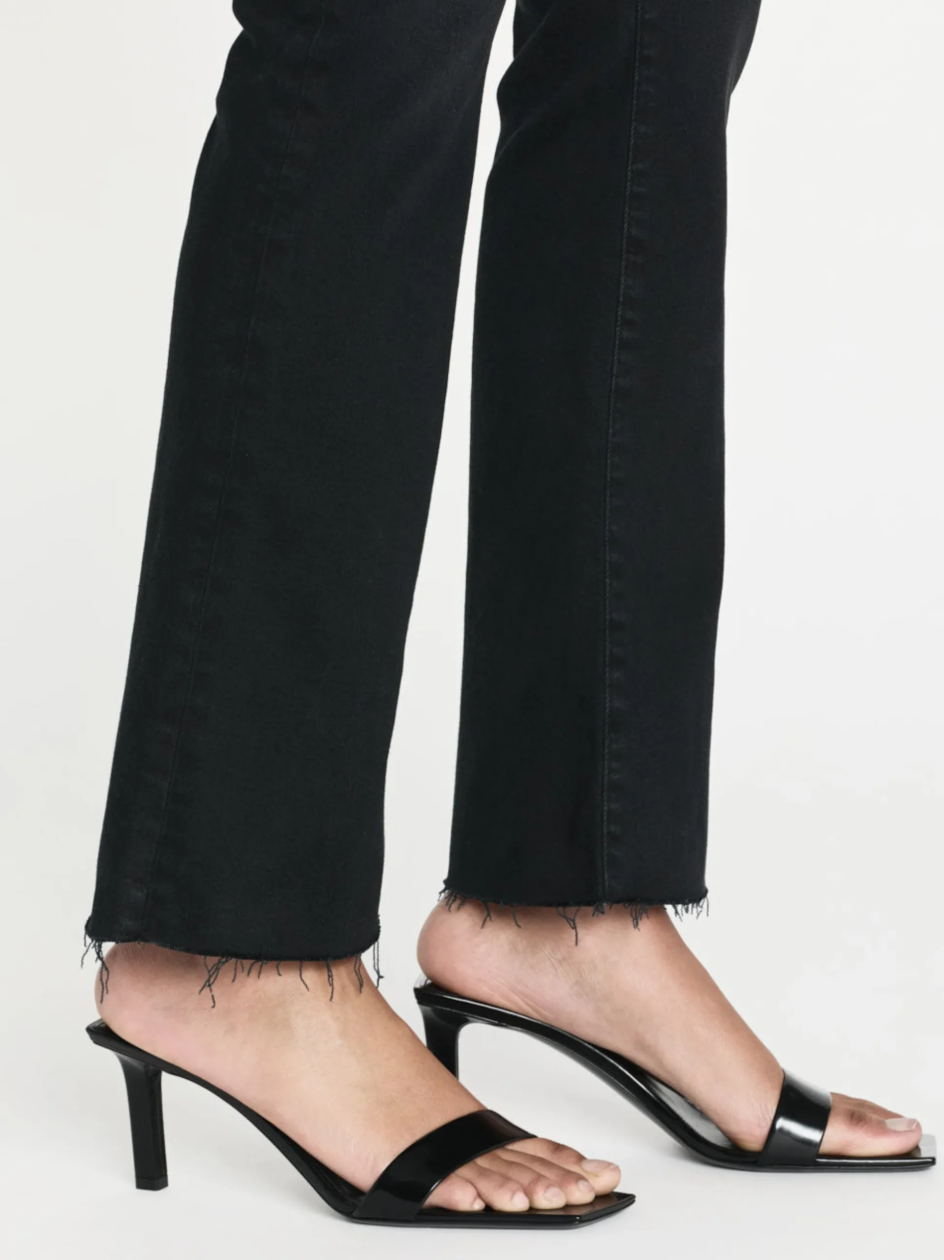 Le Crop Mini Boot Raw Fray in Blackthorn