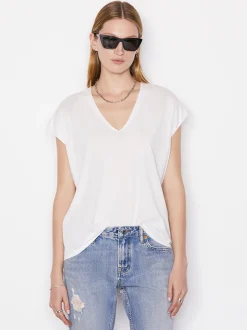 Le Mid Rise V Neck Tee in Blanc