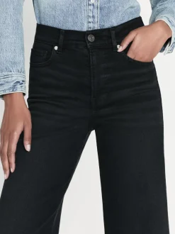 Le Palazzo Crop Released Hem in Blackthorn