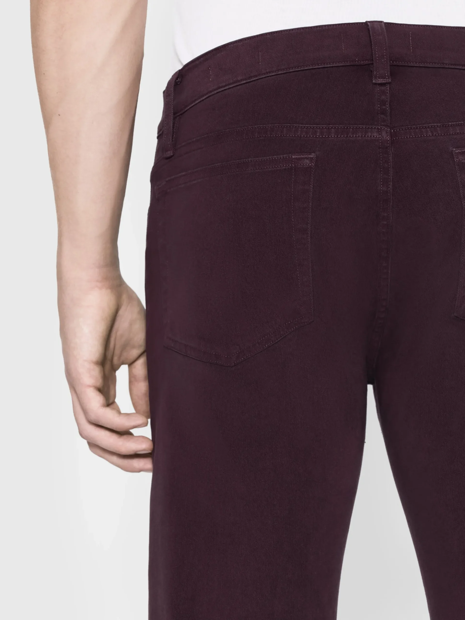 L'Homme Slim Brushed Twill in Wine