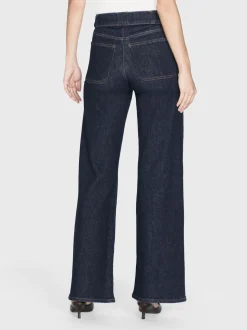 Modern Pocket Jean in Rinse