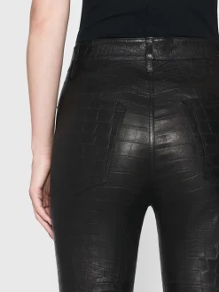 The Leather Ruler in Black Croc