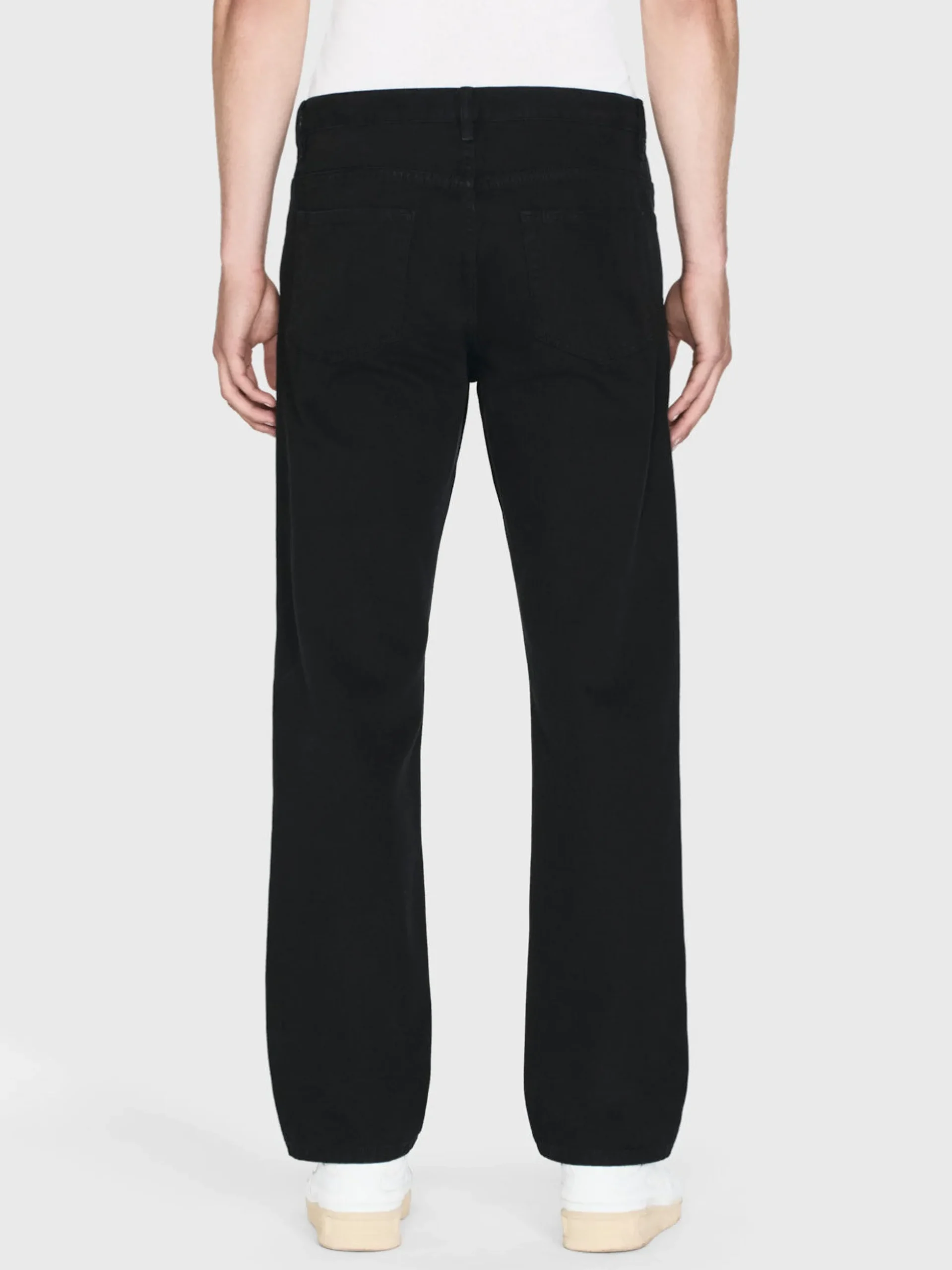The Straight Jean in Black
