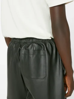 Volley Leather Short in Noir